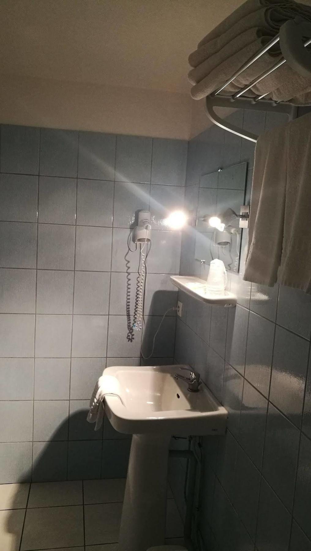 רויאן Hotel Emilie מראה חיצוני תמונה